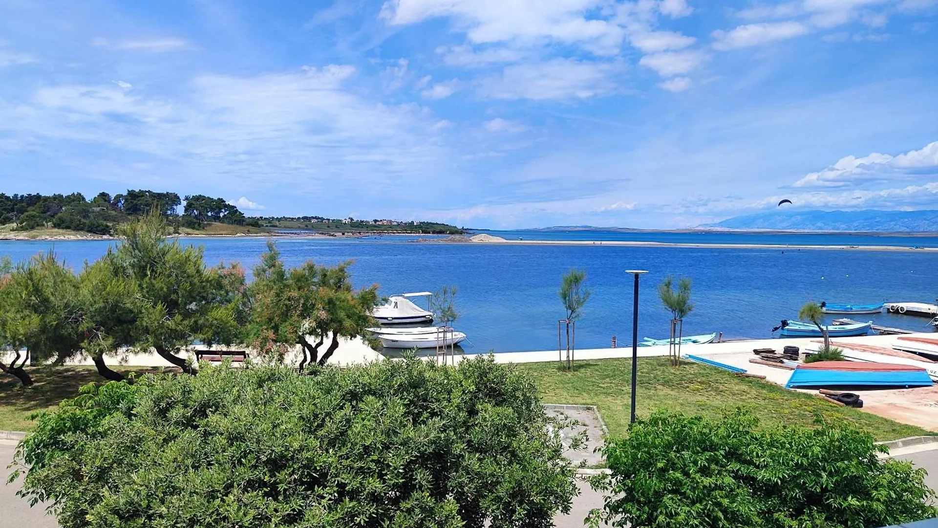 Best Buy Seaview Holiday Retro Apartments & Rooms Giovanni Nin Croatia