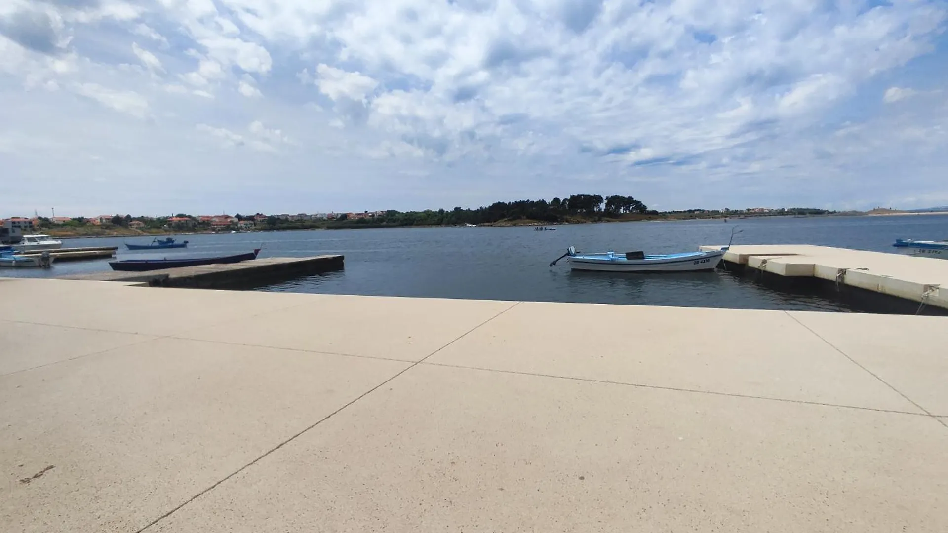 Best Buy Seaview Holiday Retro Apartments & Rooms Giovanni Nin