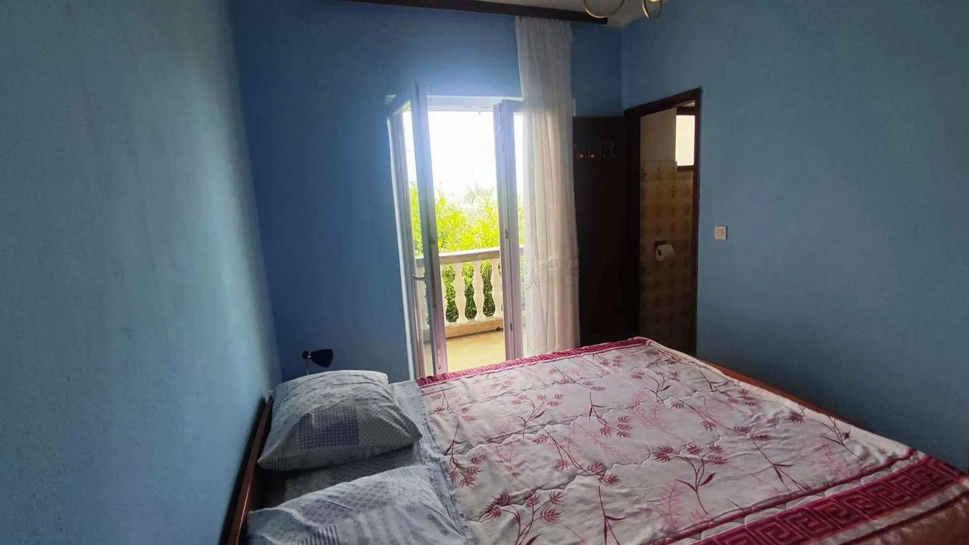 Best Buy Seaview Holiday Retro Apartments & Rooms Giovanni Nin