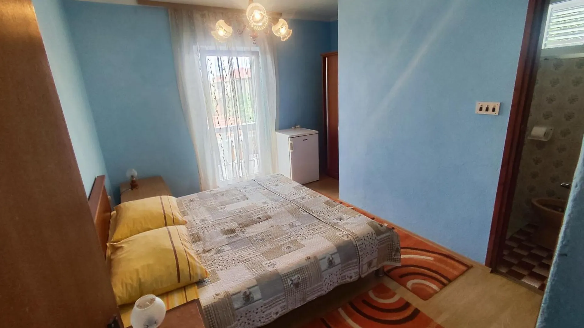 Best Buy Seaview Holiday Retro Apartments & Rooms Giovanni Nin